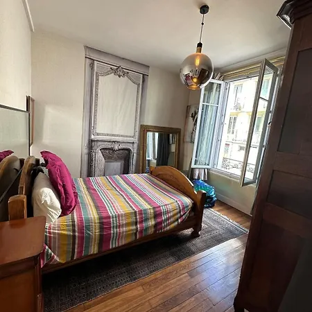 Bed And Birds تور