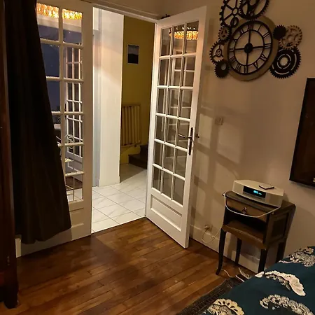 Bed And Birds * تور