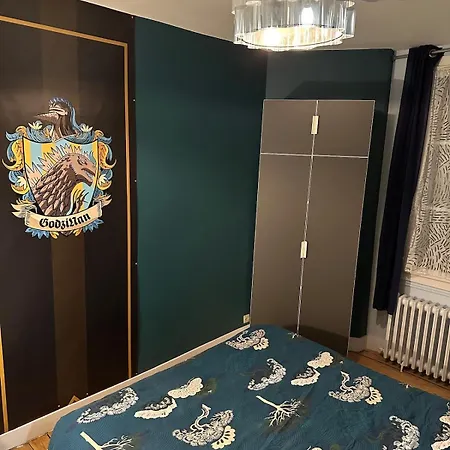 Bed And Birds فيلة