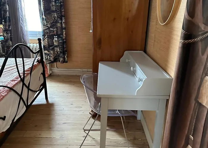 Bed And Birds וילה