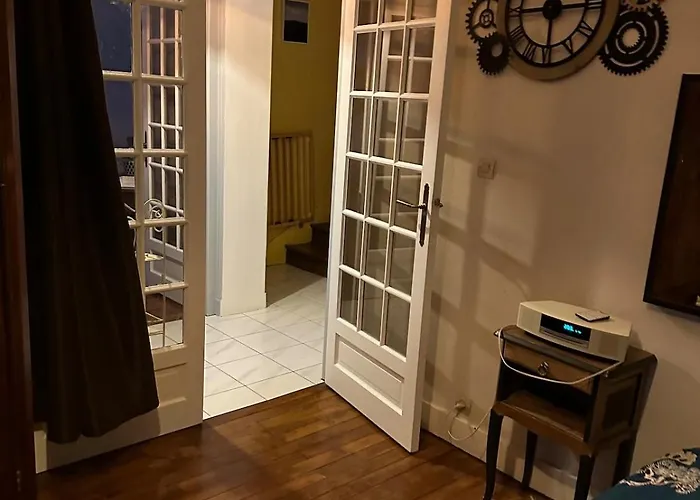 Bed And Birds * Tours