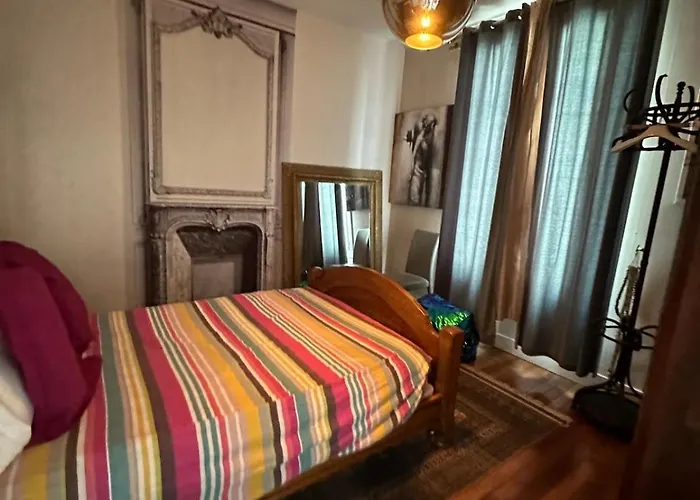 Bed And Birds וילה