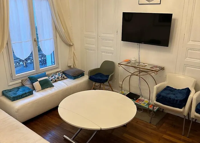 Bed And Birds * טור